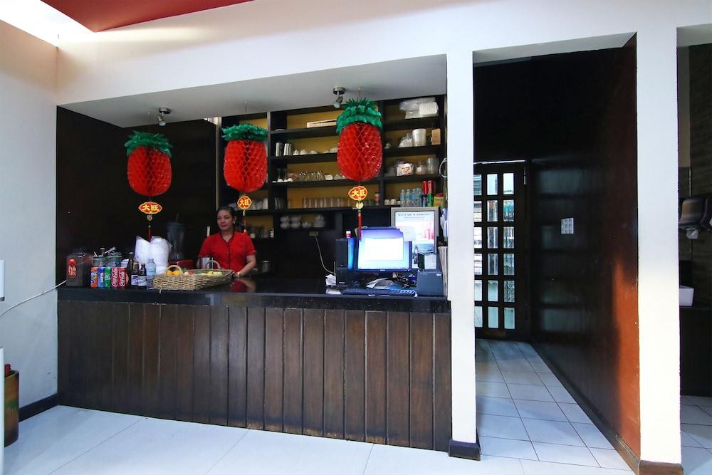 Oyo 110 Asiatel Hotel Пасай Екстериор снимка