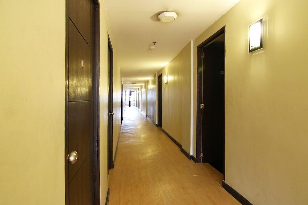 Oyo 110 Asiatel Hotel Пасай Екстериор снимка