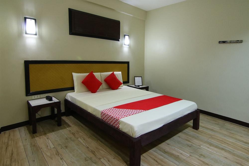 Oyo 110 Asiatel Hotel Пасай Екстериор снимка