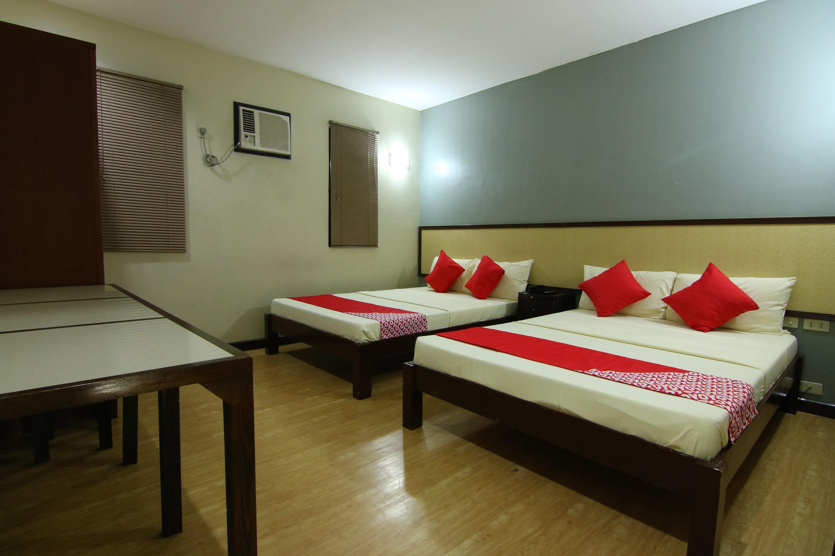 Oyo 110 Asiatel Hotel Пасай Екстериор снимка
