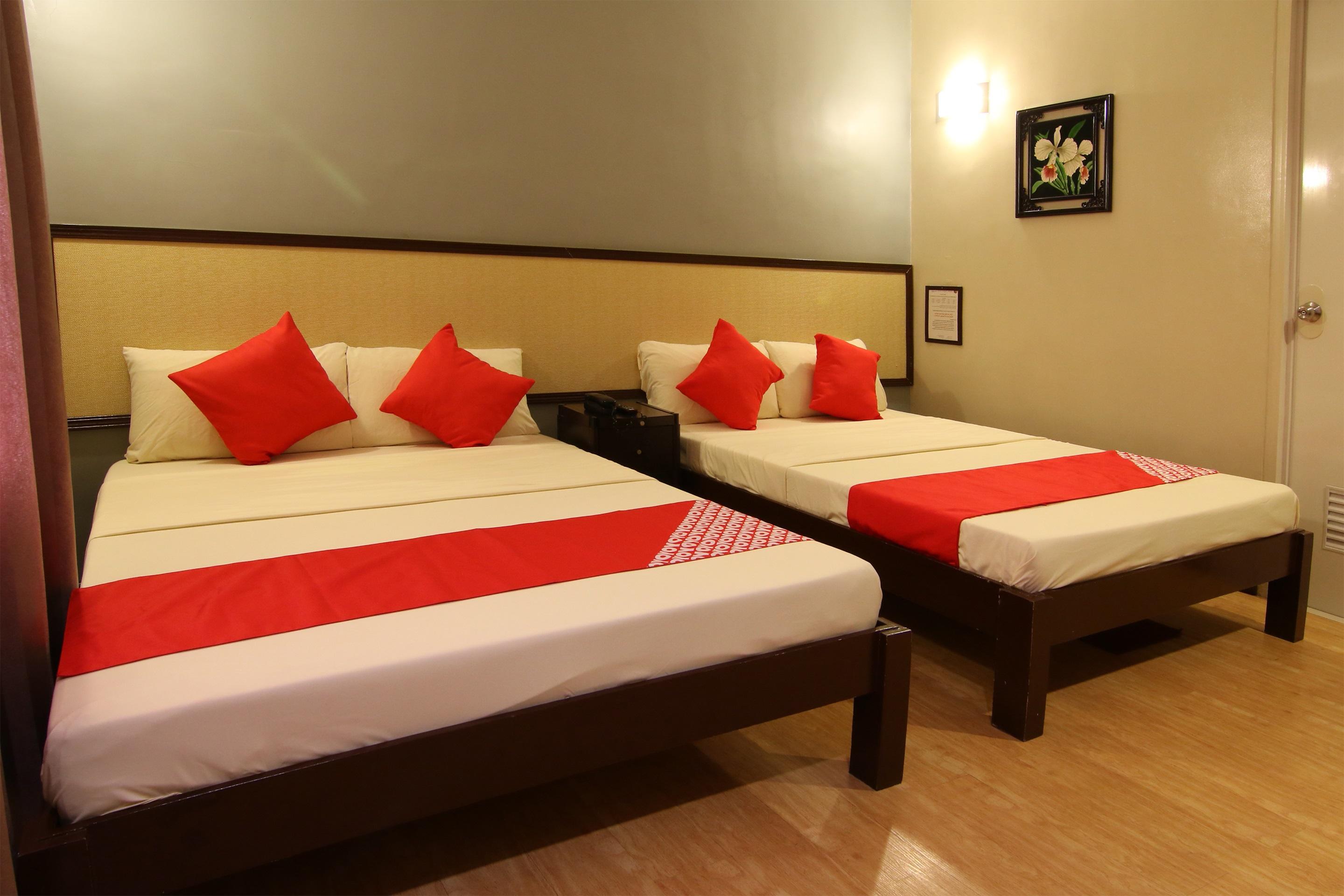 Oyo 110 Asiatel Hotel Пасай Екстериор снимка