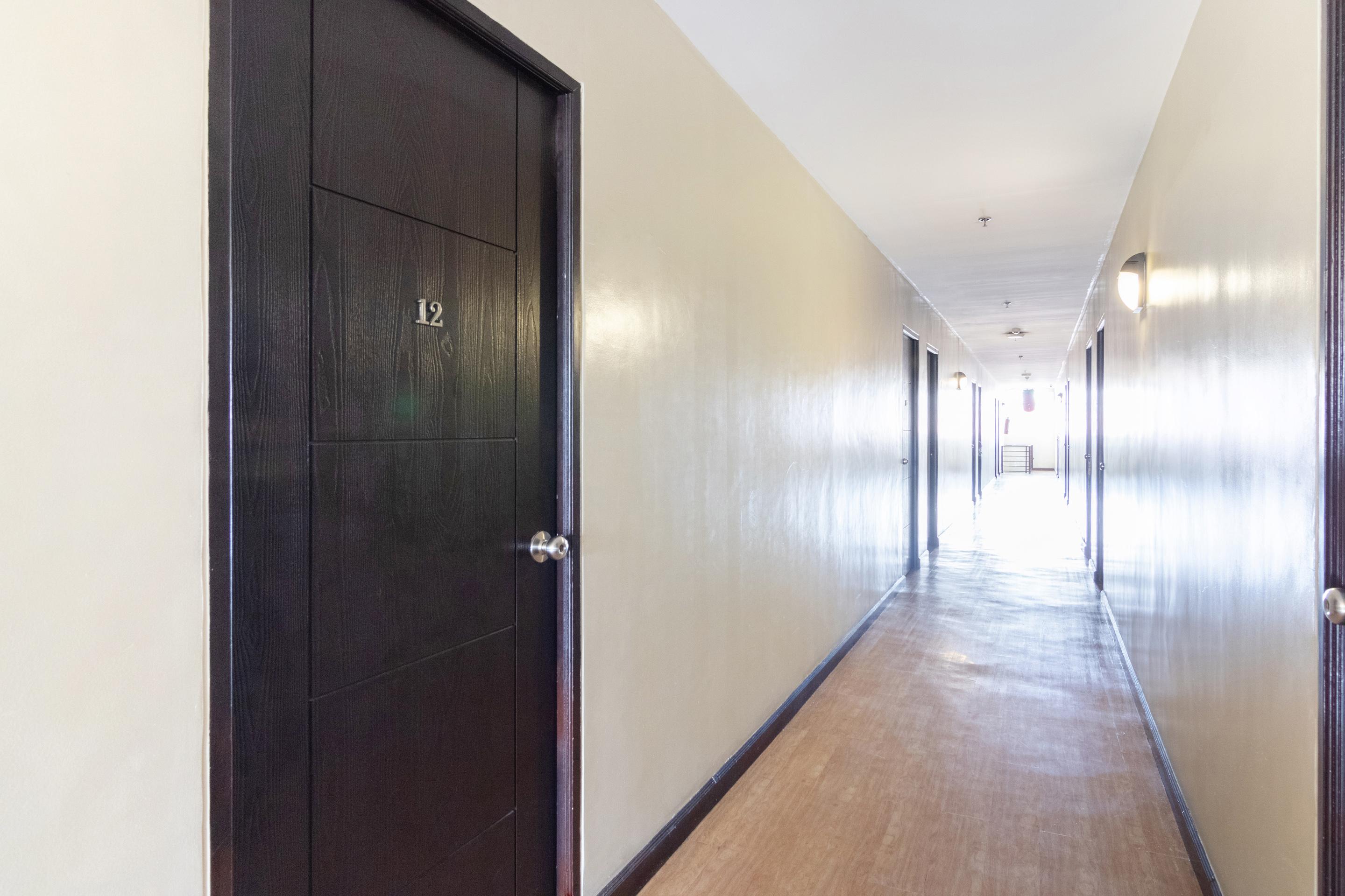 Oyo 110 Asiatel Hotel Пасай Екстериор снимка