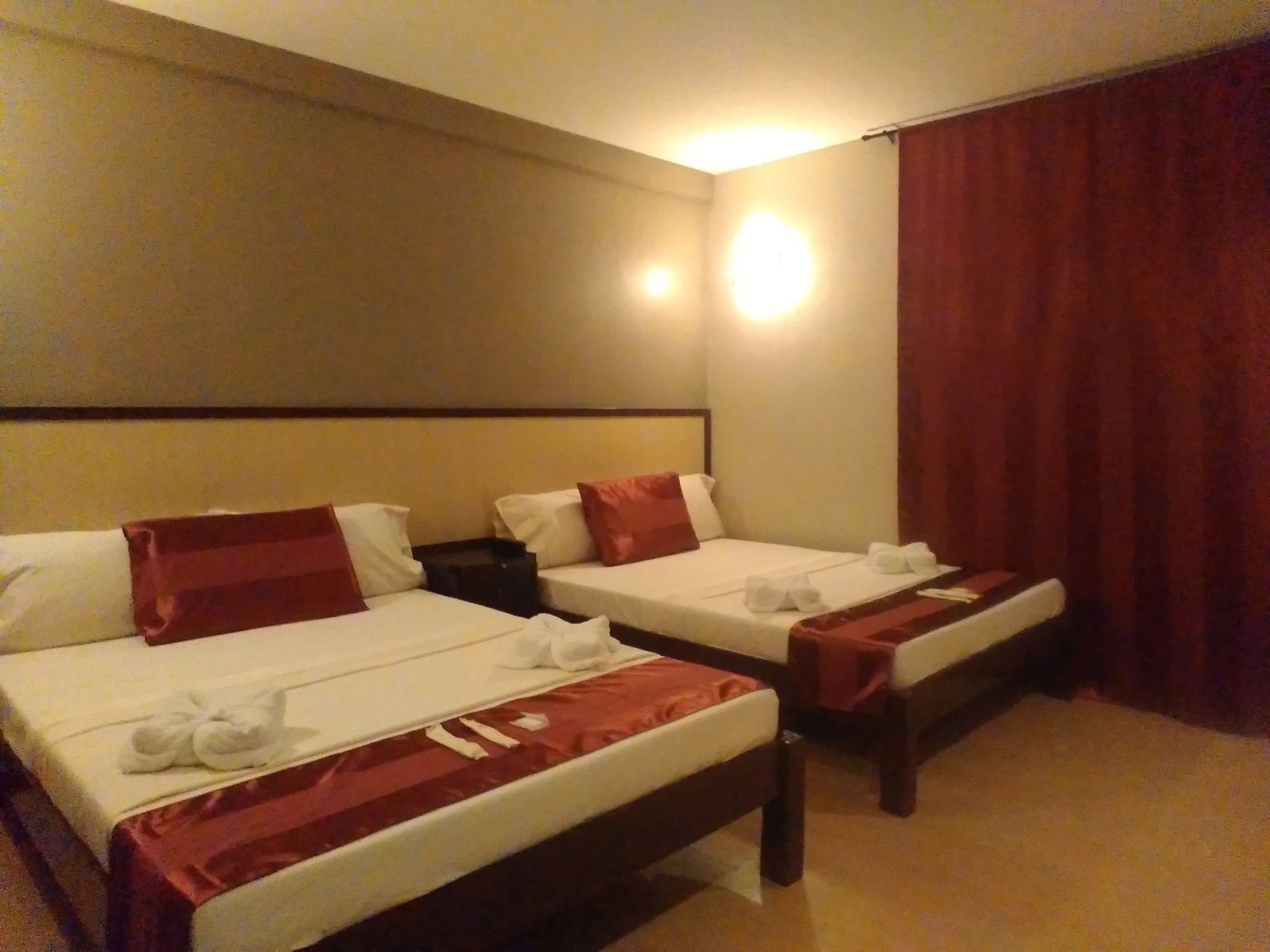 Oyo 110 Asiatel Hotel Пасай Екстериор снимка